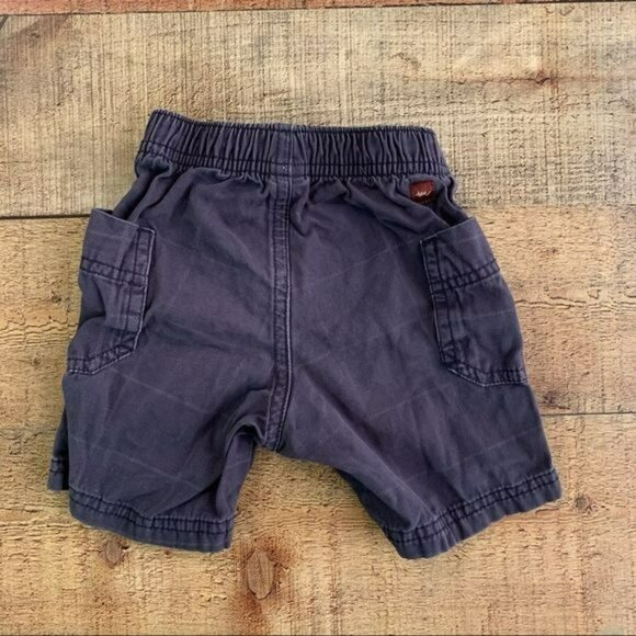 Tea collection baby boys size 12/18M blue cargo  pull on shorts - Picture 3 of 4